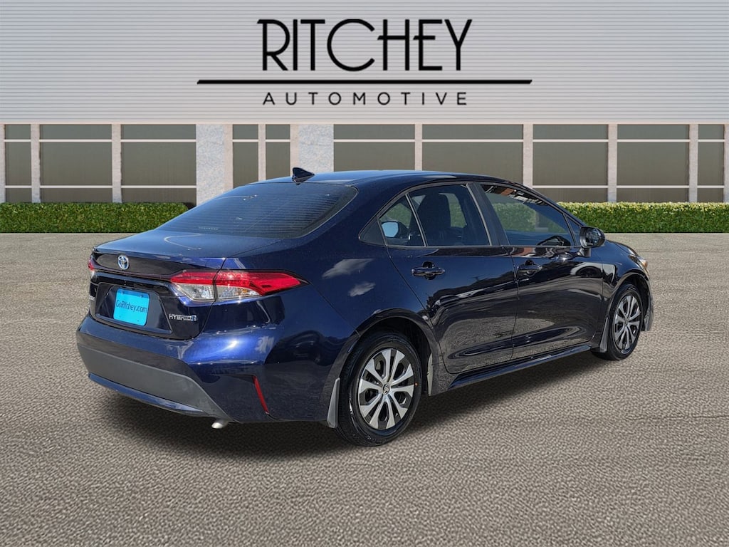 Used 2022 Toyota Corolla Hybrid Hybrid LE Sedan