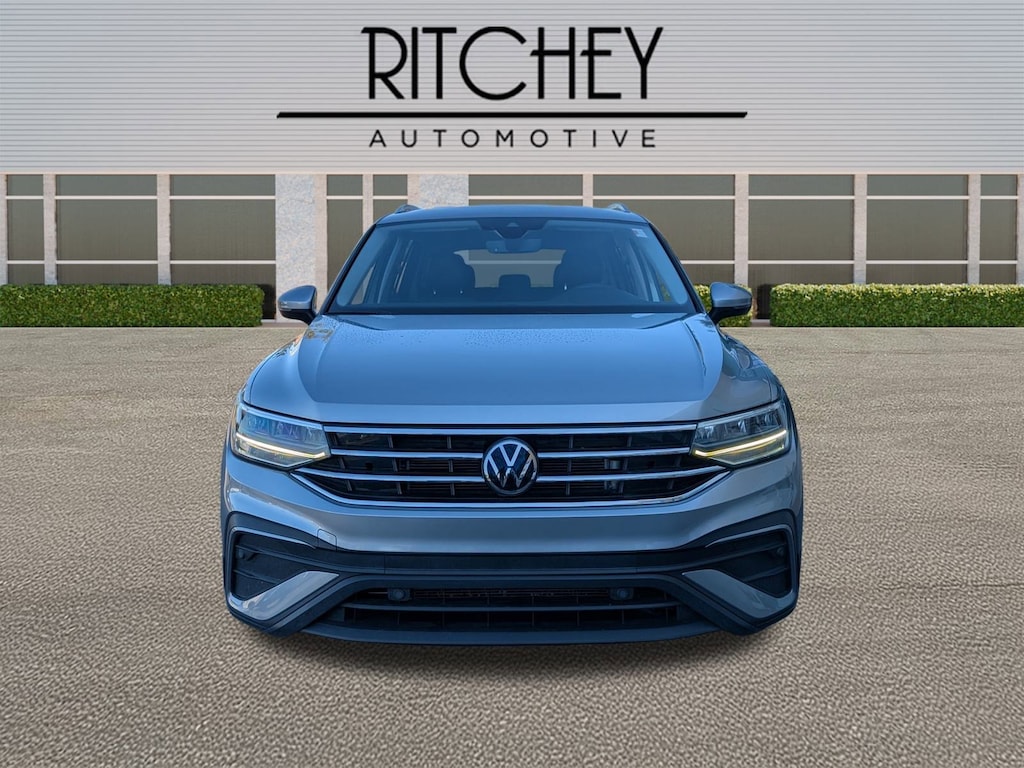 Used 2022 Volkswagen Tiguan SE SUV