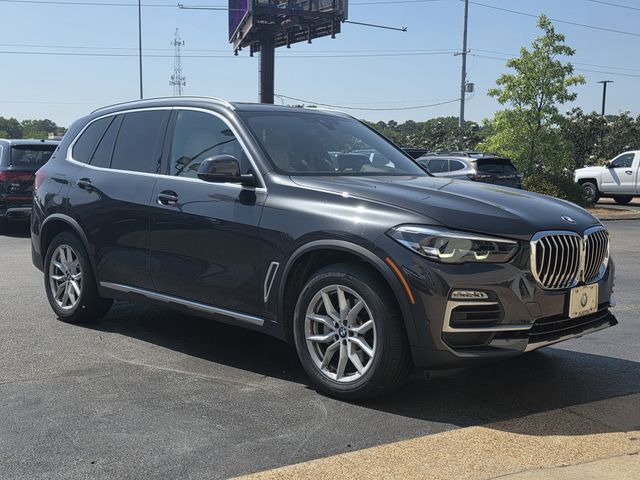 2020 BMW X5 sDrive40i's photo