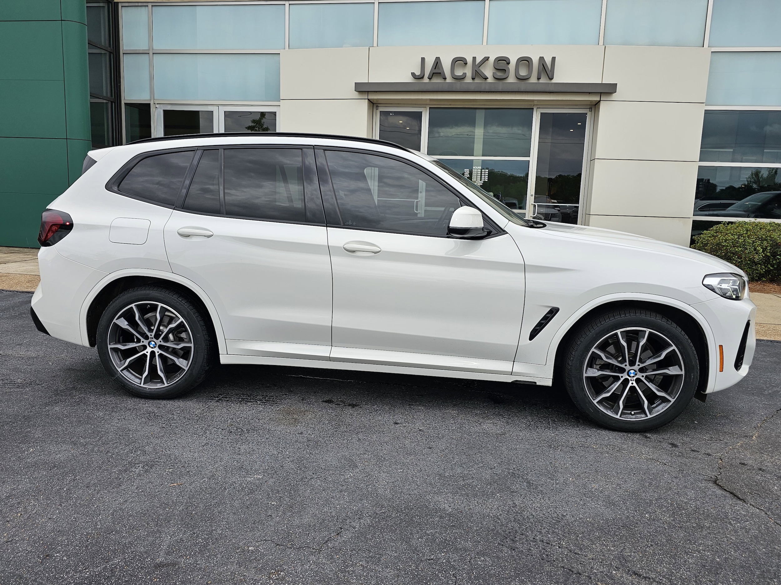 Used 2022 BMW X3 30i with VIN WBX47DP02NN187443 for sale in Jackson, MS