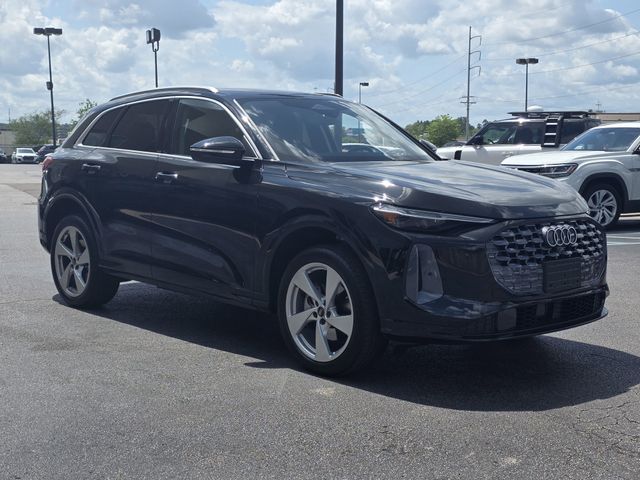 2025 Audi Q5 Premium Plus quattro's photo