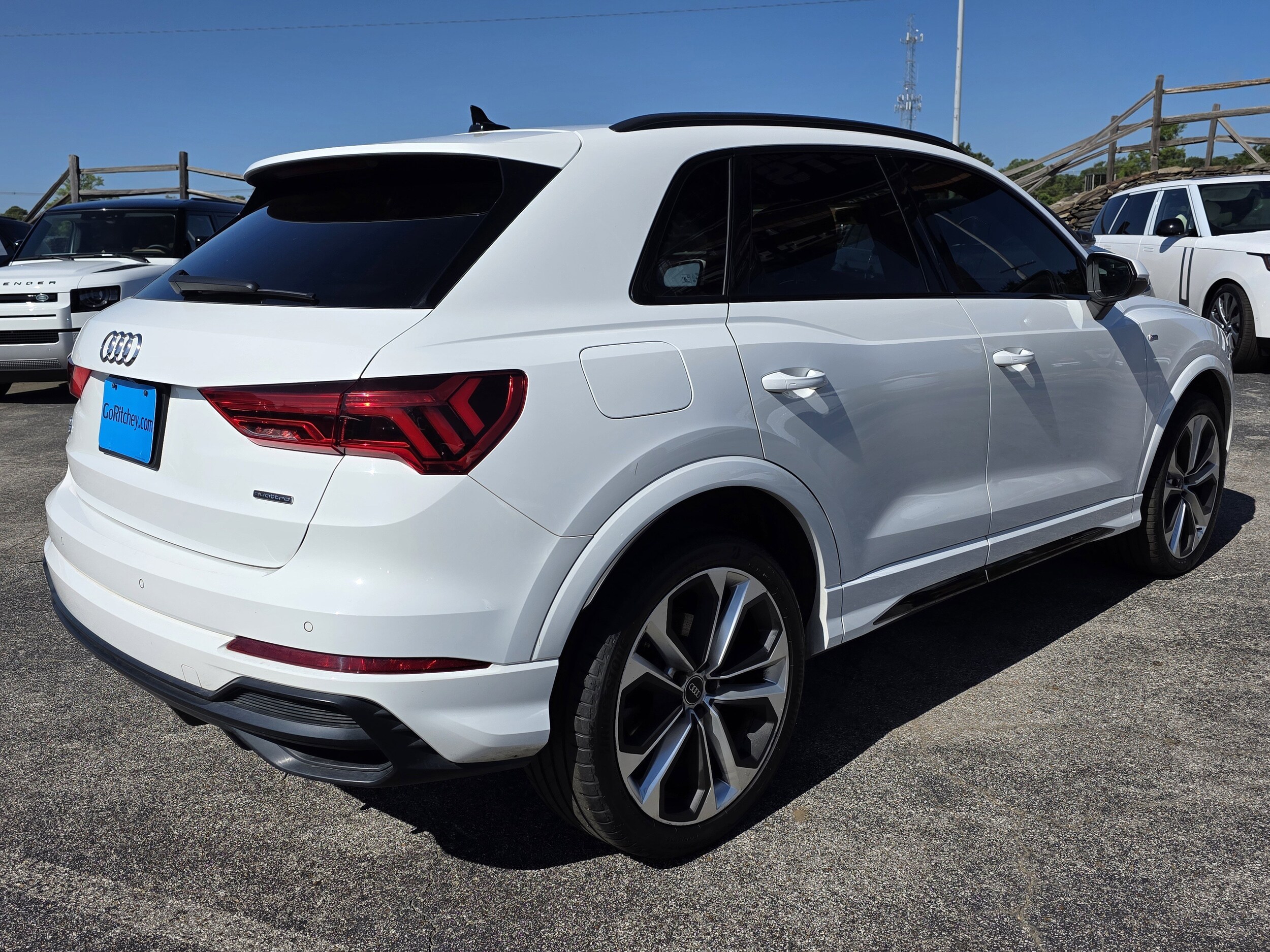 2021 Audi Q3 S line Premium Plus photo 4