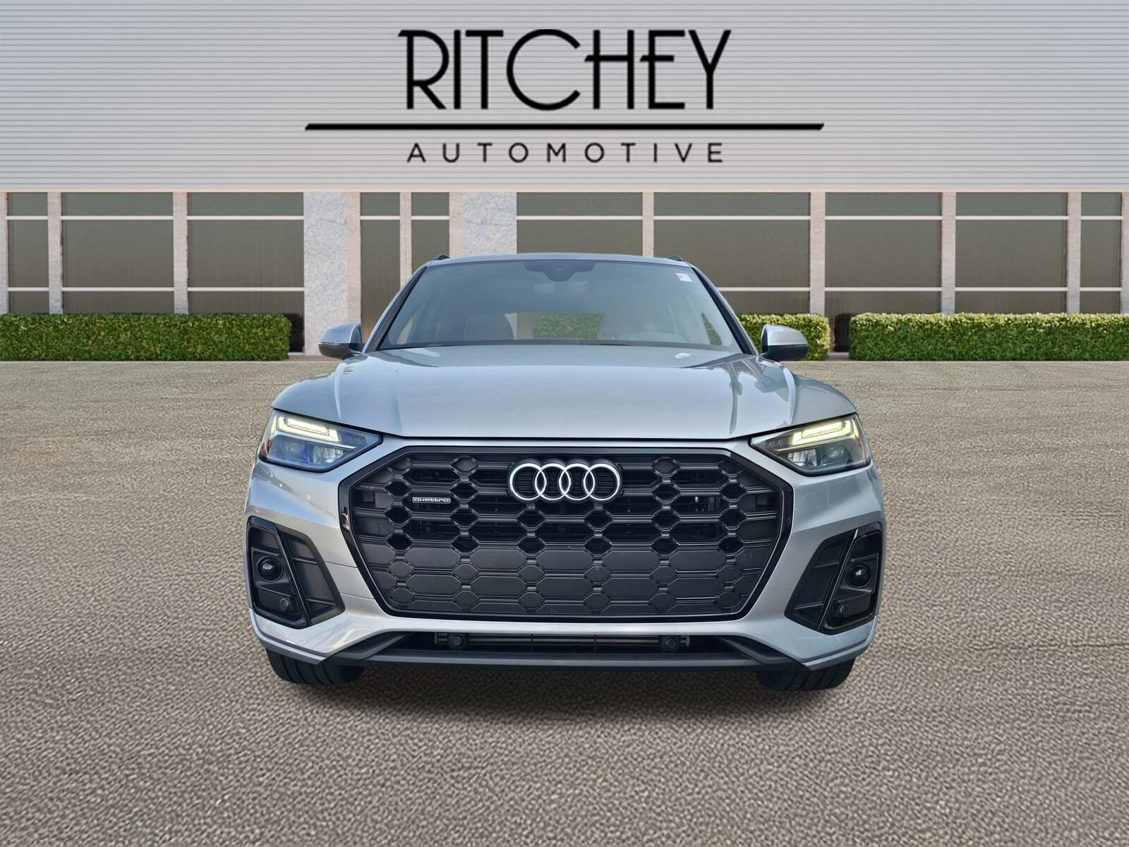 2025 Audi Q5 S line Premium photo 2