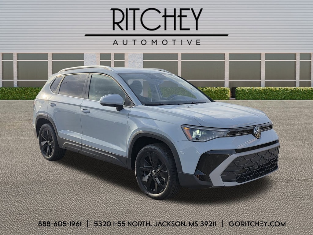 Used 2025 Volkswagen Taos SE SUV