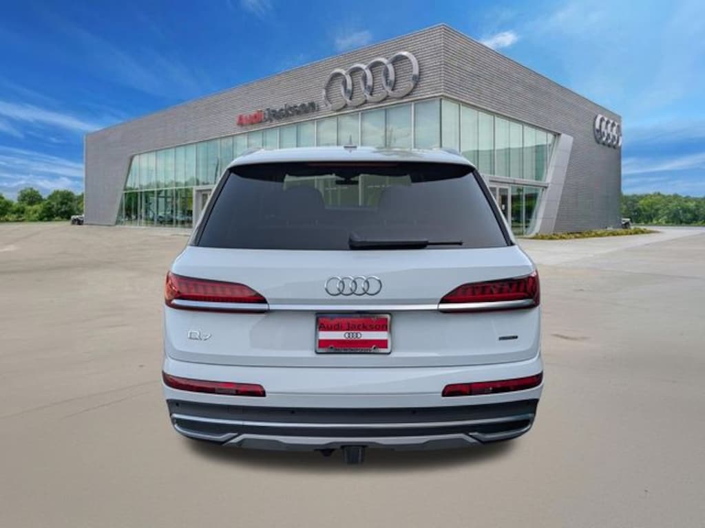 Used 2023 Audi Q7 55 Prestige SUV