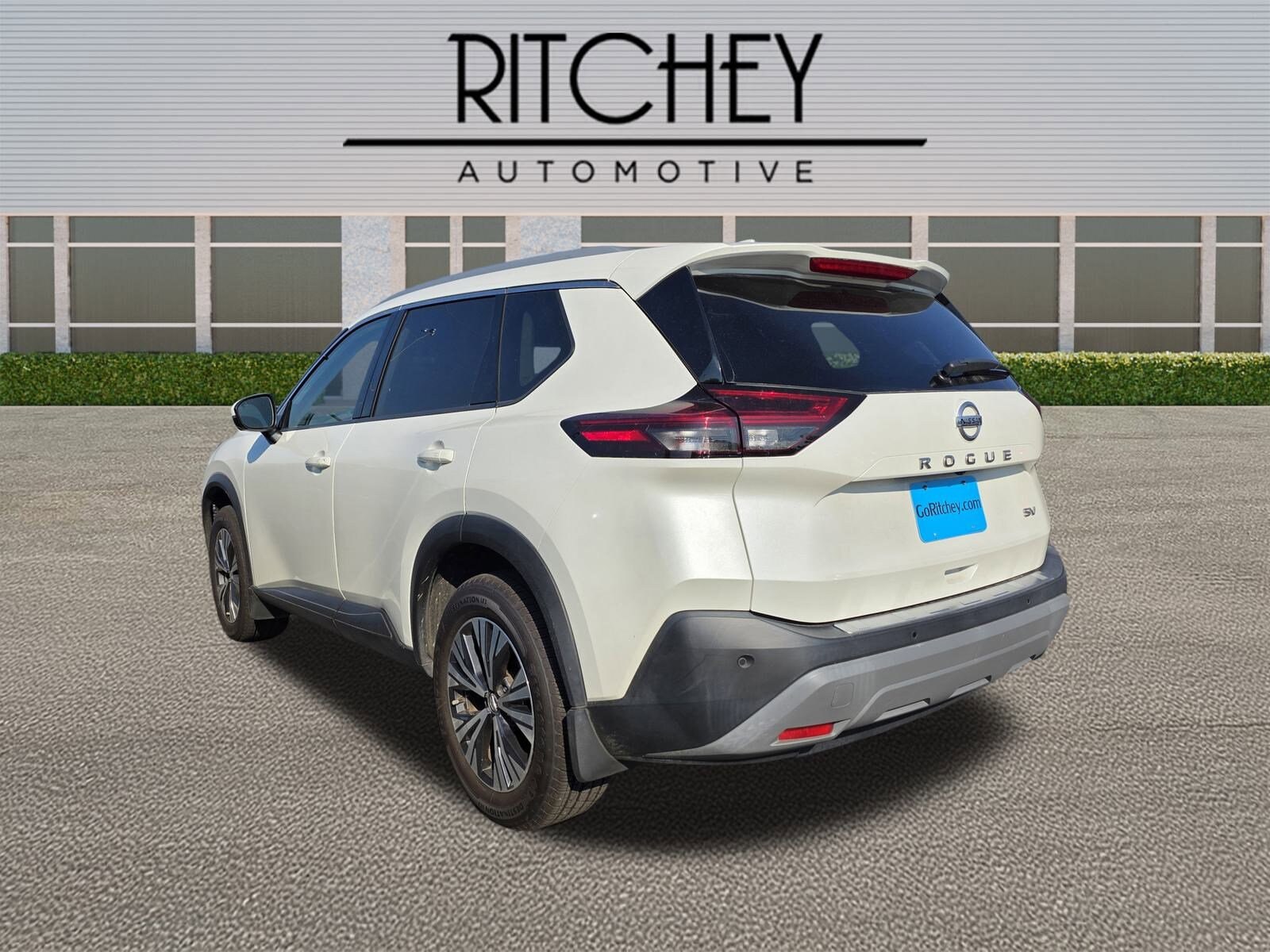 2021 Nissan Rogue SV photo 4
