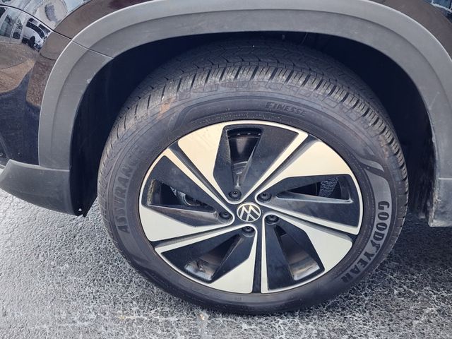 2024 Volkswagen Taos SE - Photo 30