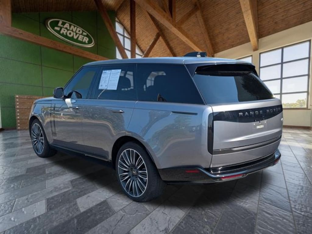 Used 2023 Land Rover Range Rover SE SUV