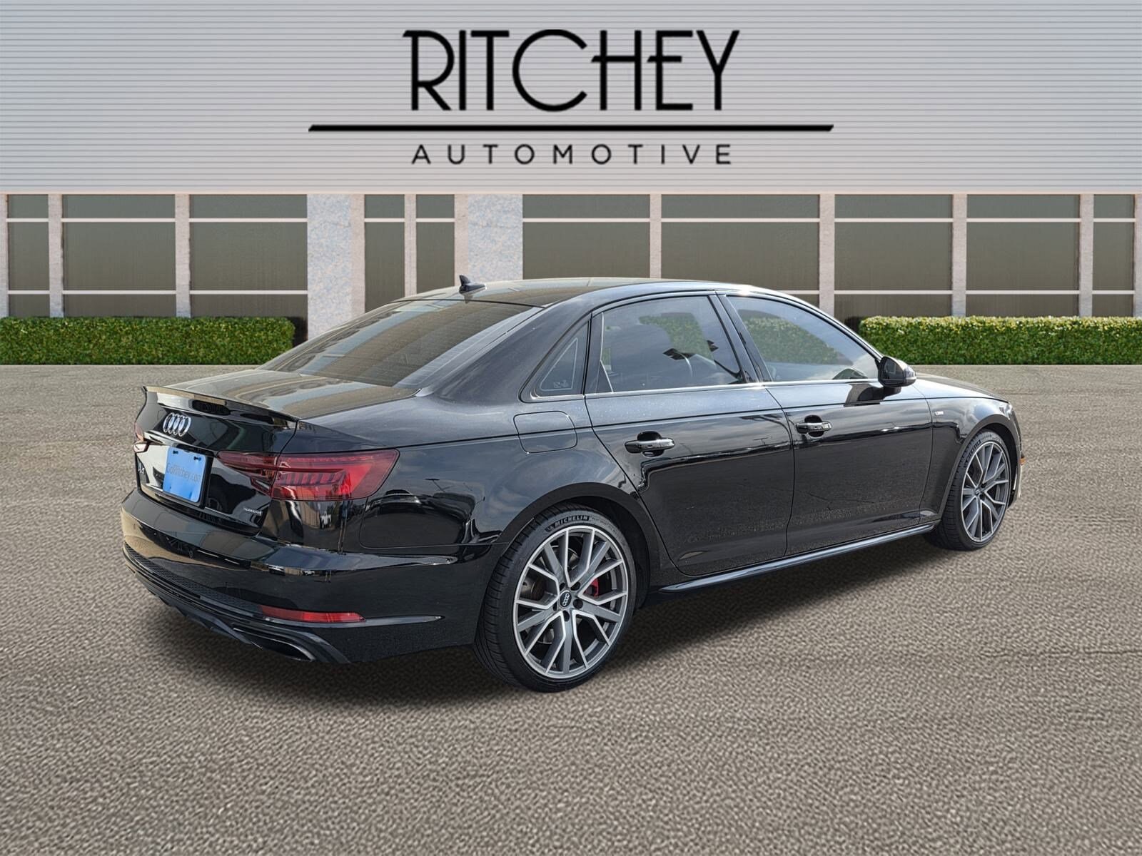 2019 Audi A4 Quattro Premium Plus photo 4