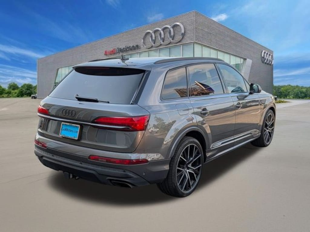 Certified 2025 Audi Q7 55 Prestige SUV