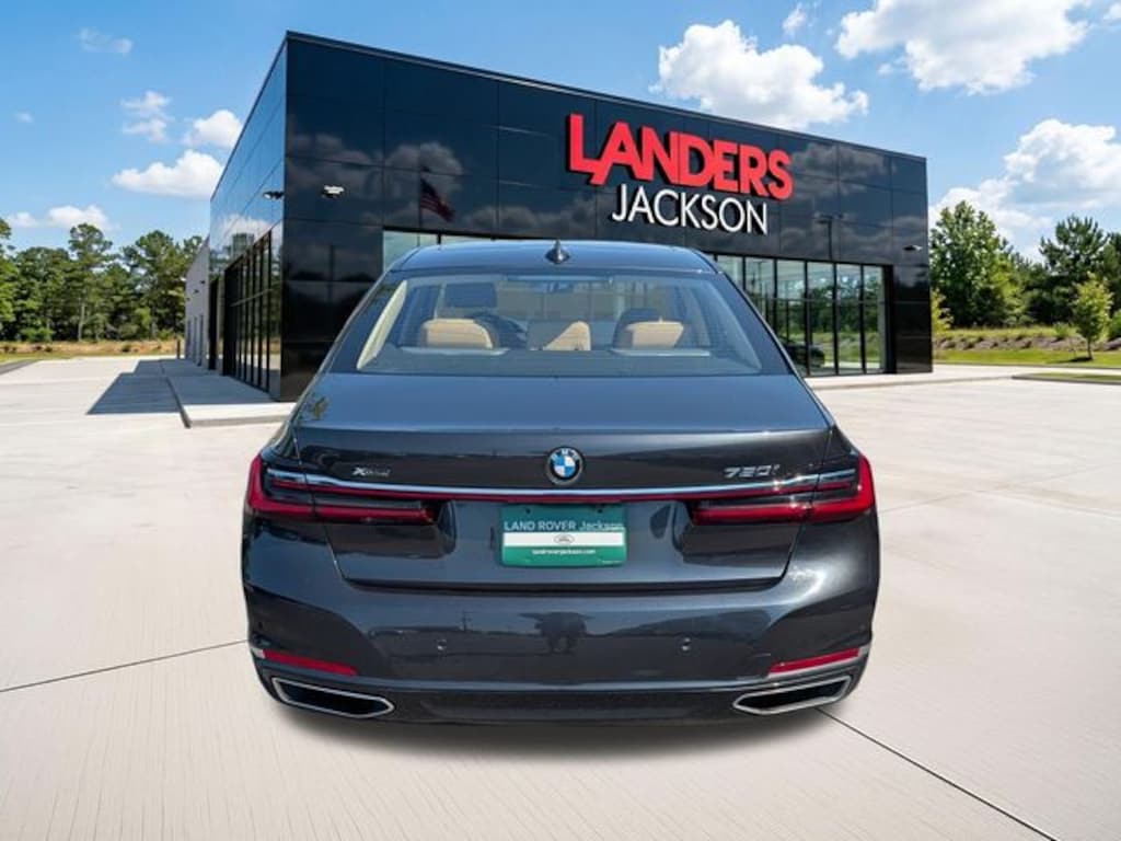 Used 2022 BMW 750i 750i xDrive Sedan