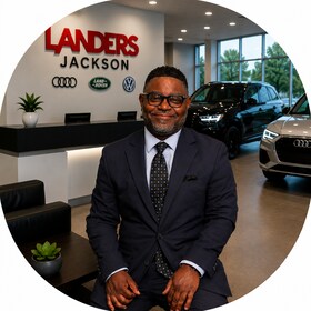 Staff member Claude Tucker from ID_8b26bf907cd8