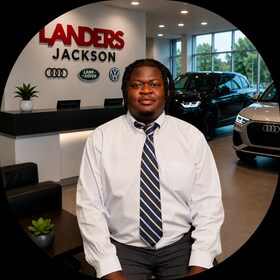 Staff member Michael Lewis from ID_6bdf78