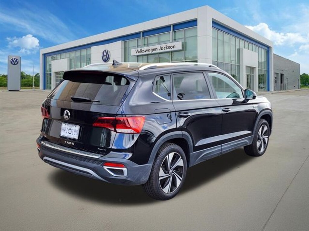 Used 2024 Volkswagen Taos 1.5T SE SUV