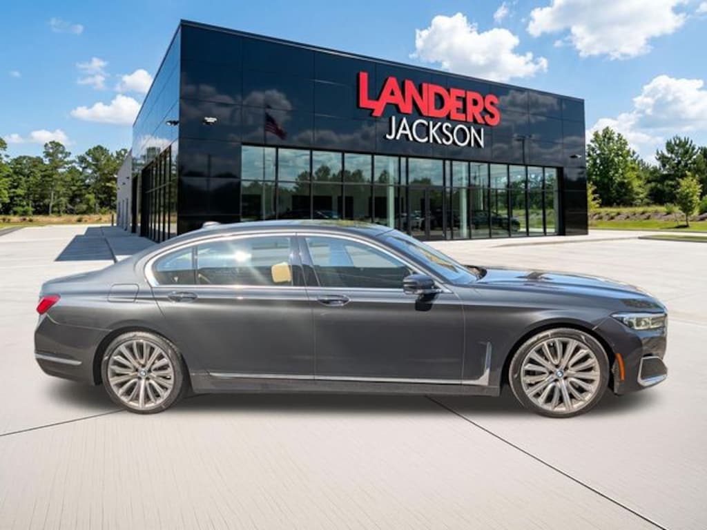 Used 2022 BMW 750i 750i xDrive Sedan