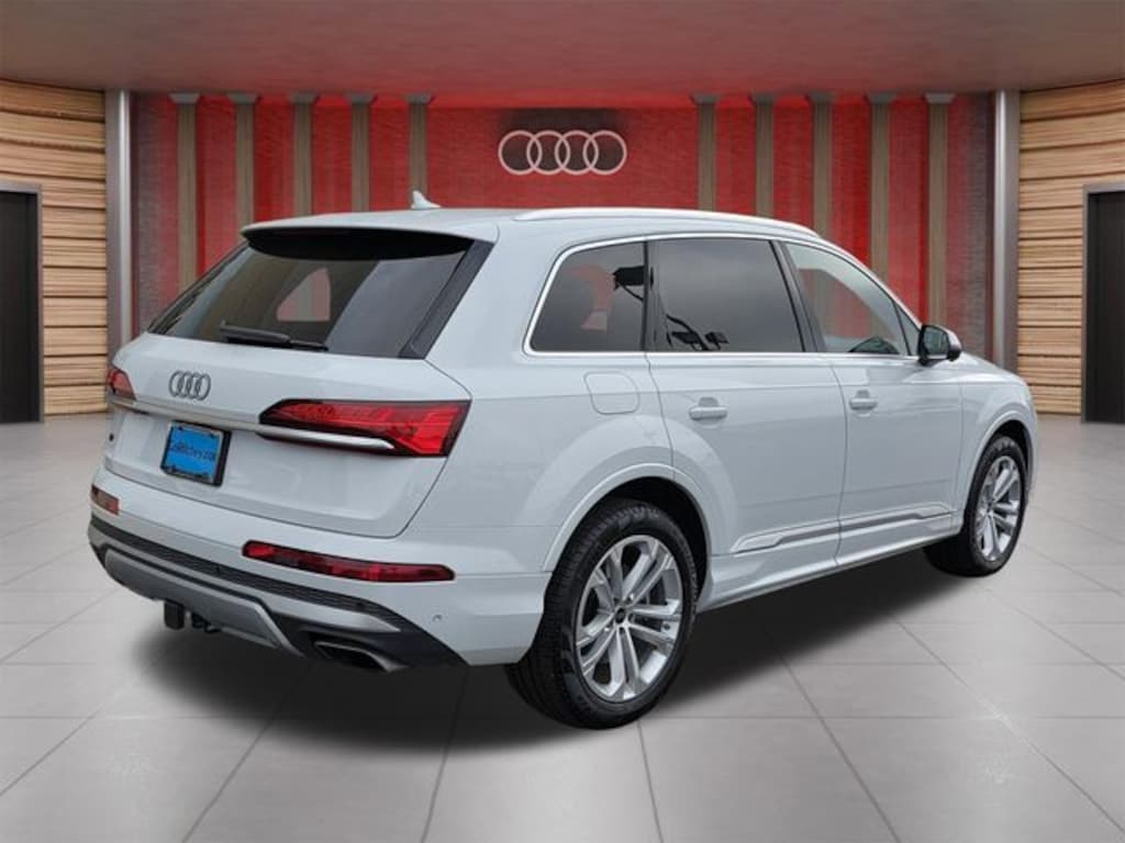 Certified 2025 Audi Q7 55 Premium Plus SUV