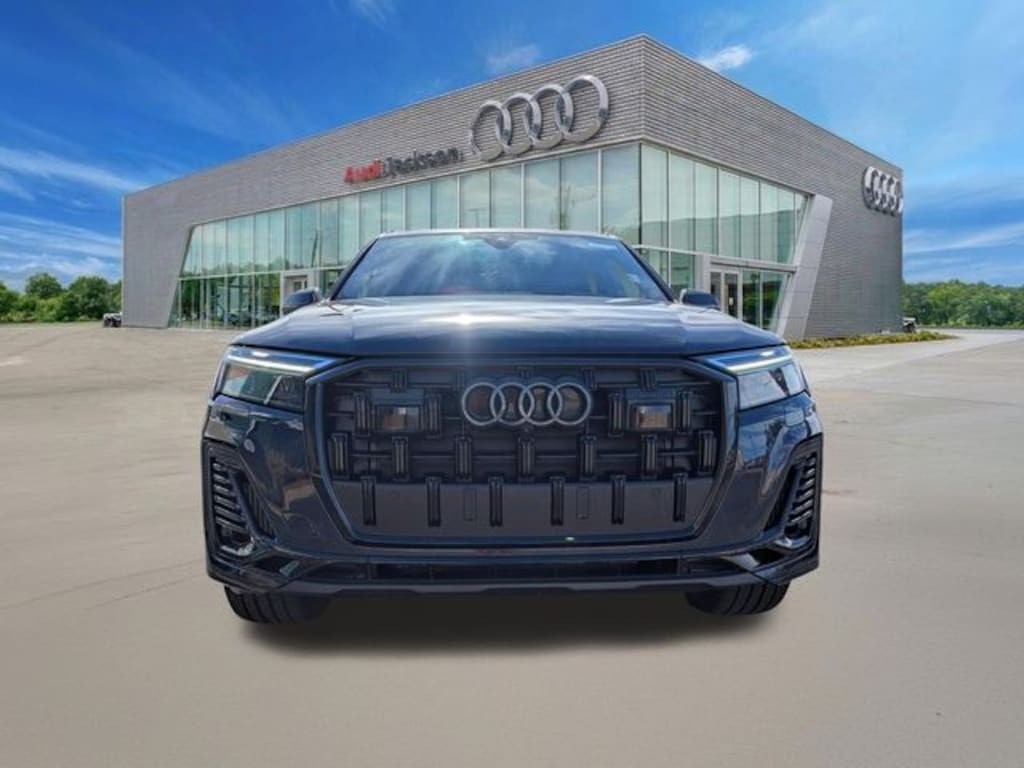 Certified 2025 Audi Q7 55 Premium Plus SUV