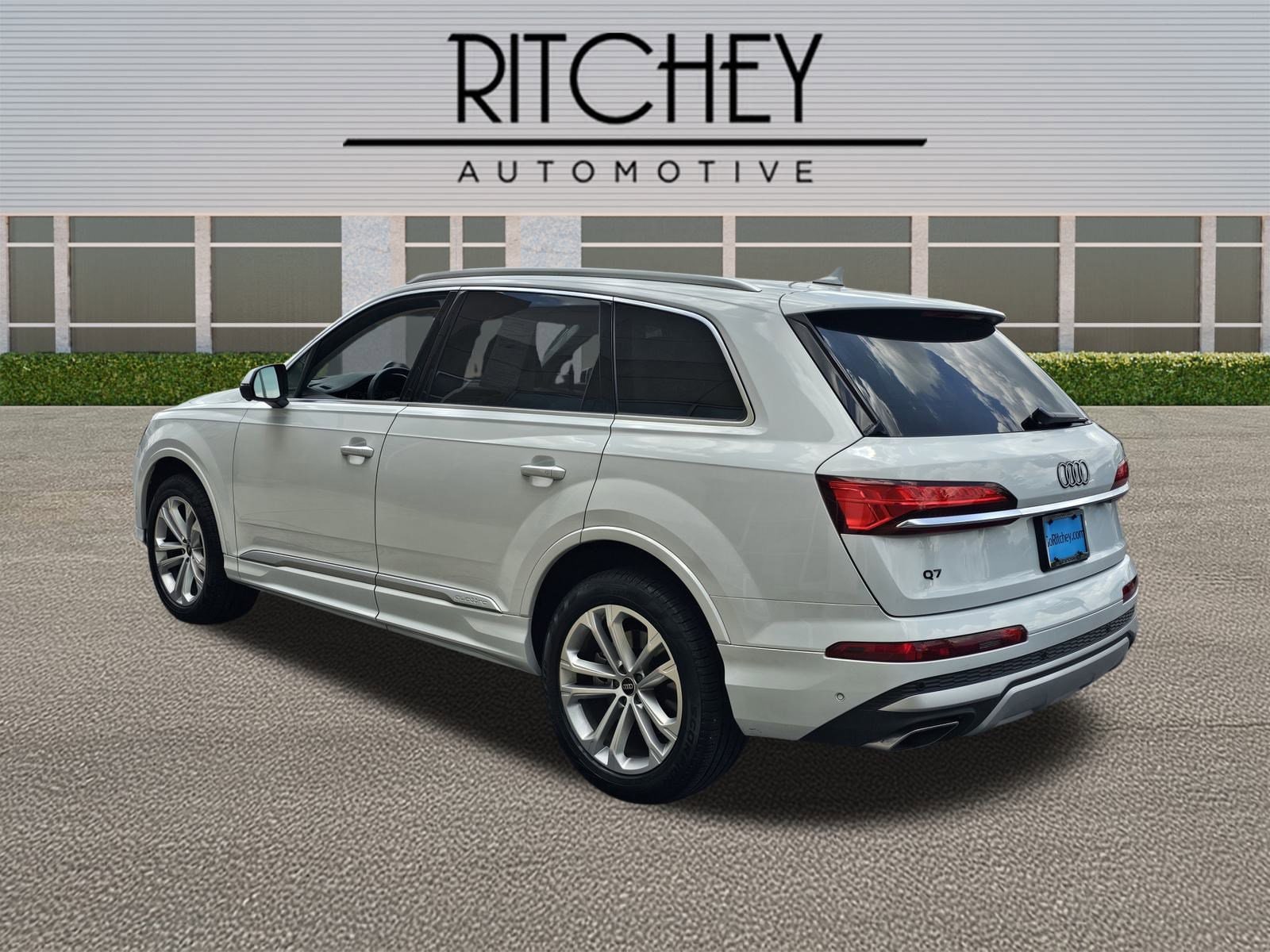 2025 Audi Q7 Premium Plus - Photo 6