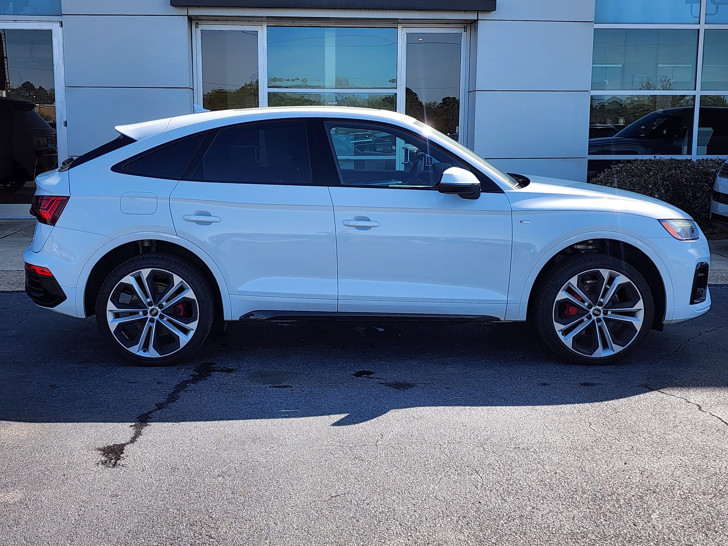 Used 2024 Audi Q5 Sportback Premium Plus with VIN WA15AAFY5R2096046 for sale in Jackson, MS