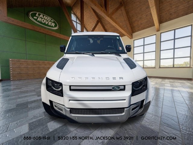  Land Rover Defender 130