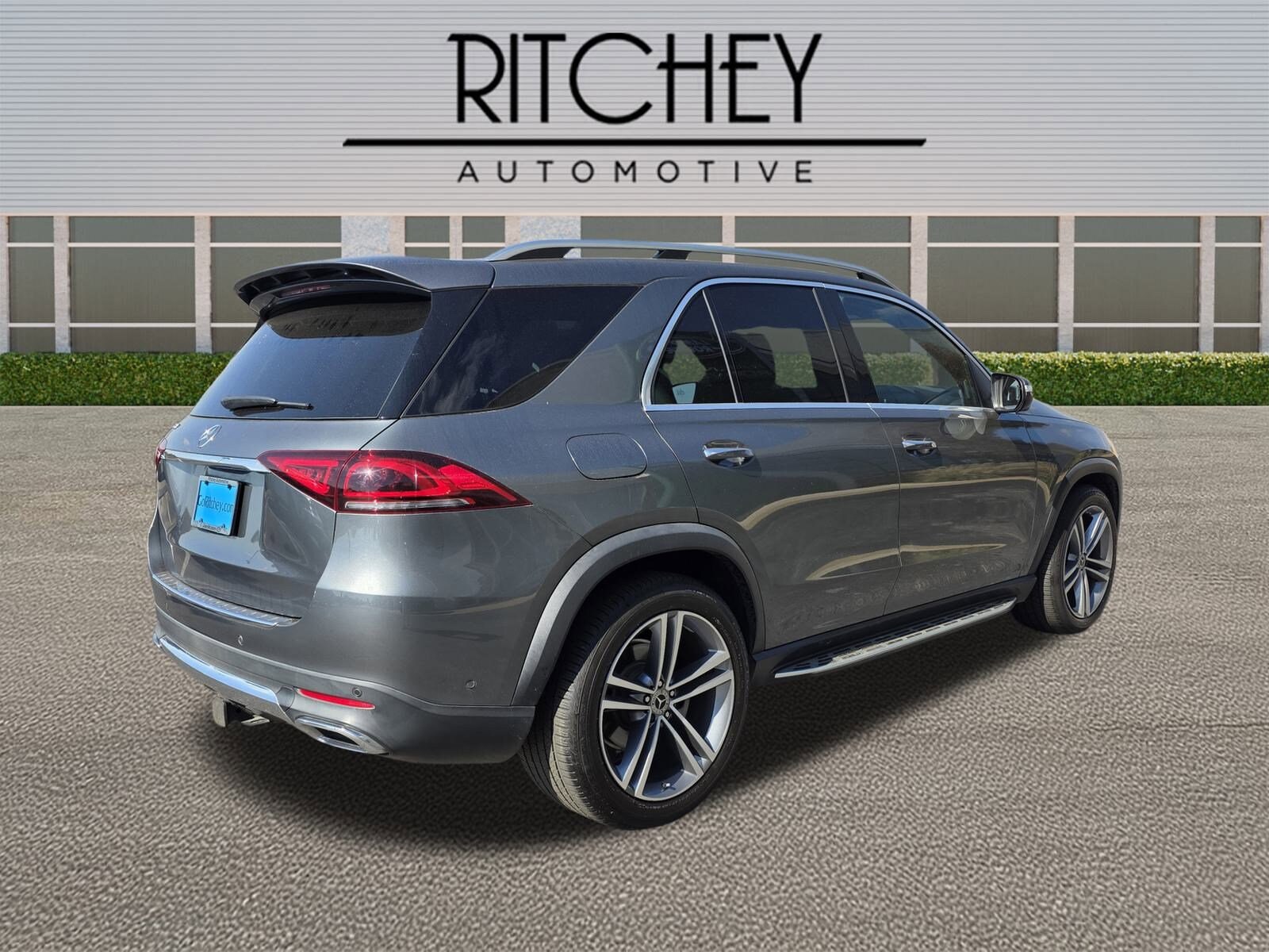 2021 Mercedes Benz GLE 350 photo 3