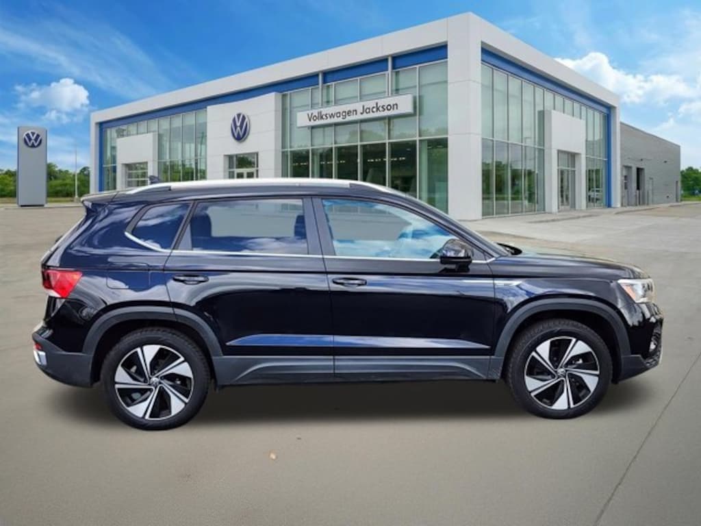 Certified 2024 Volkswagen Taos 1.5T SE SUV