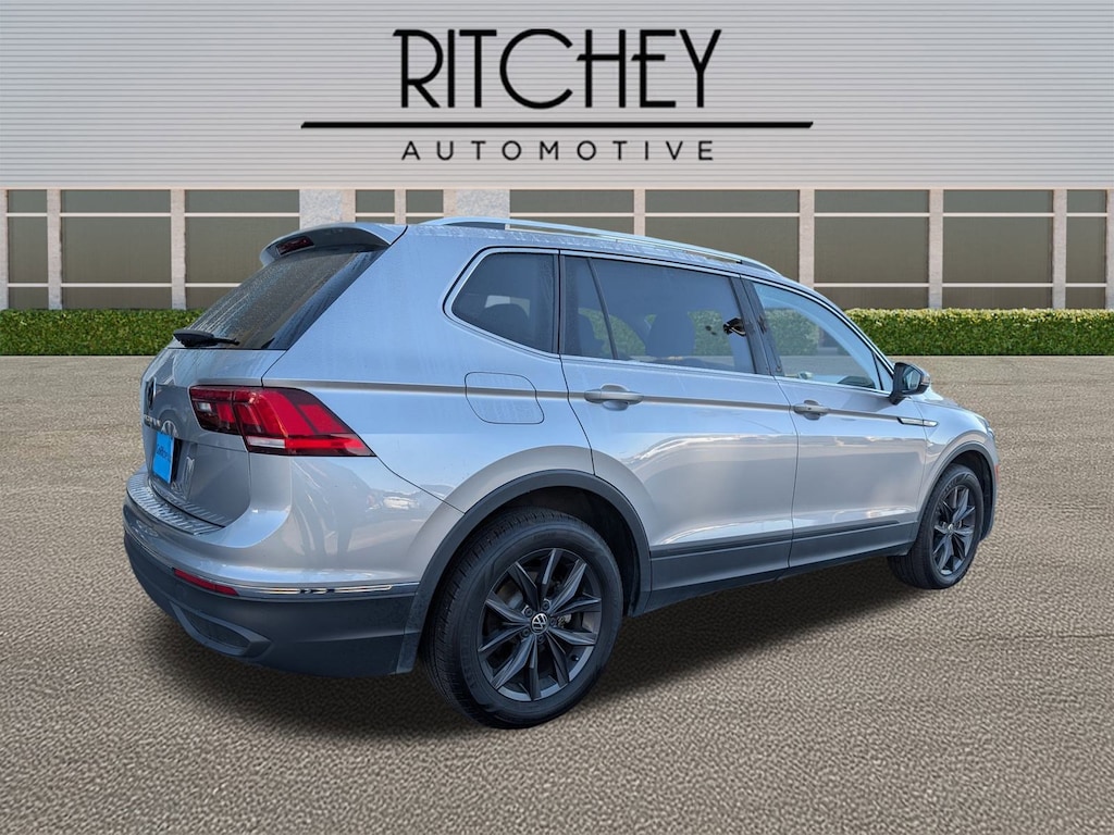 Used 2022 Volkswagen Tiguan SE SUV