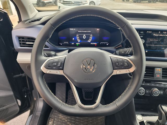 2024 Volkswagen Taos SE - Photo 11