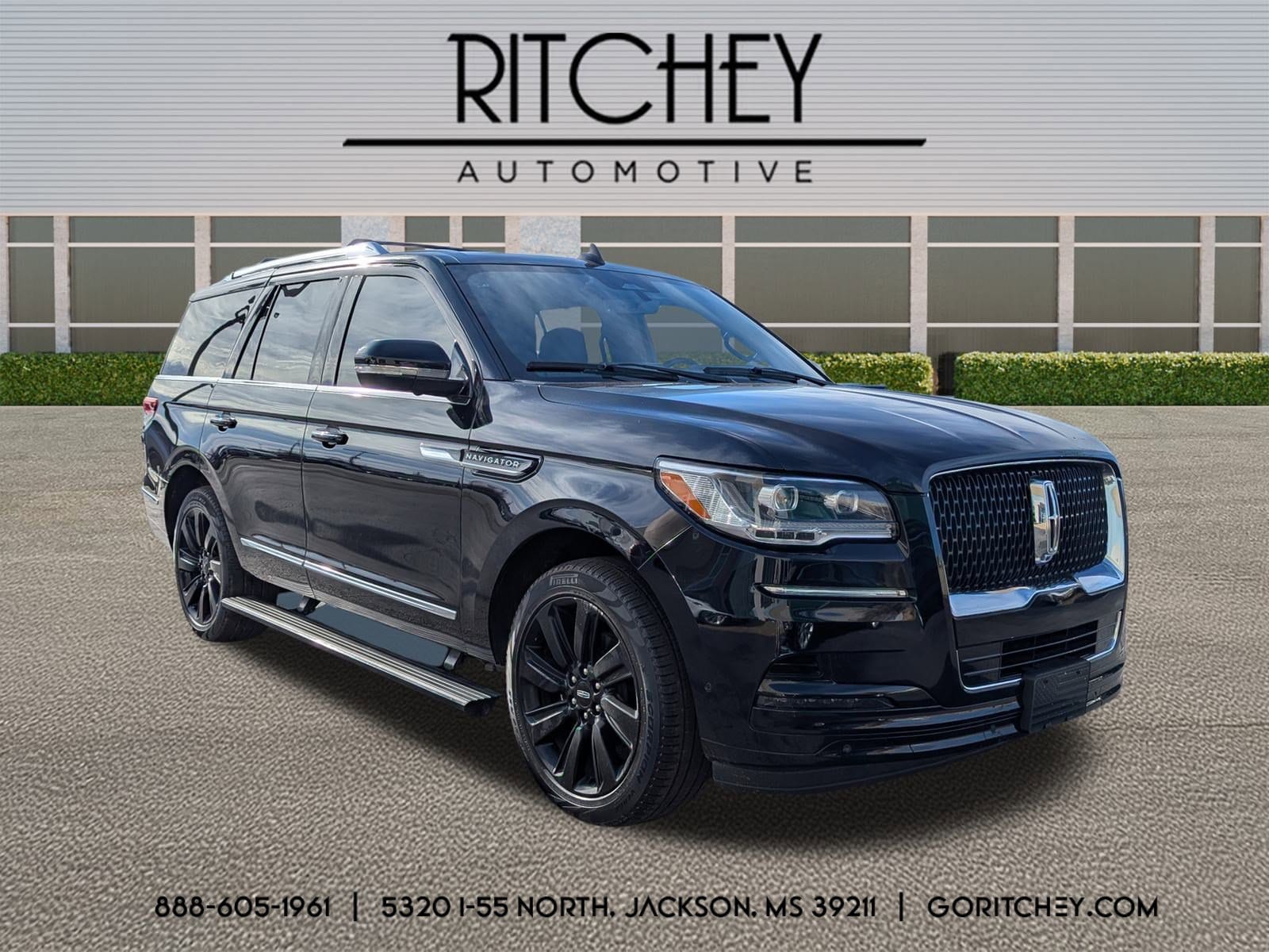 2023 Lincoln Navigator Reserve's photo