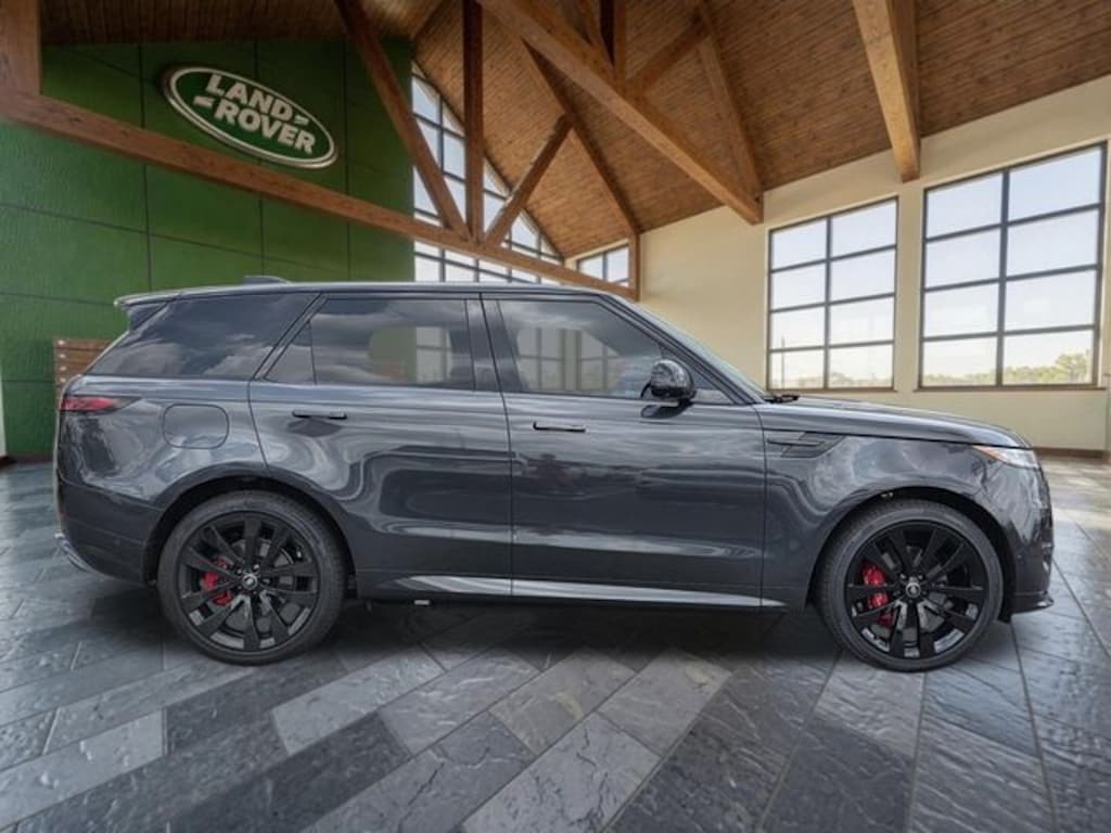 Used 2025 Land Rover Range Rover Sport Dynamic SE SUV