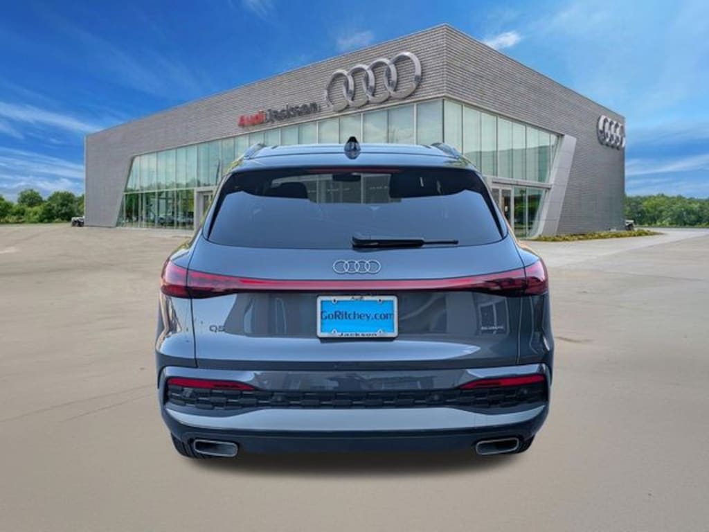 Certified 2025 Audi Q5 2.0T Premium SUV
