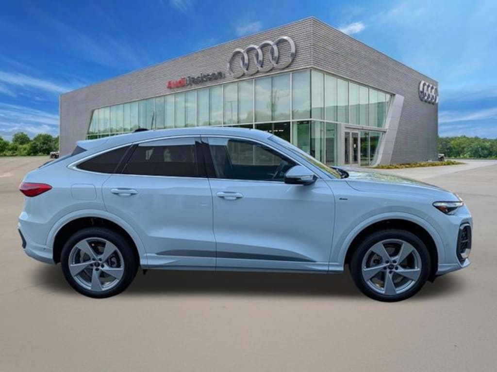 Used 2025 Audi Q5 Sportback 2.0T Premium SUV