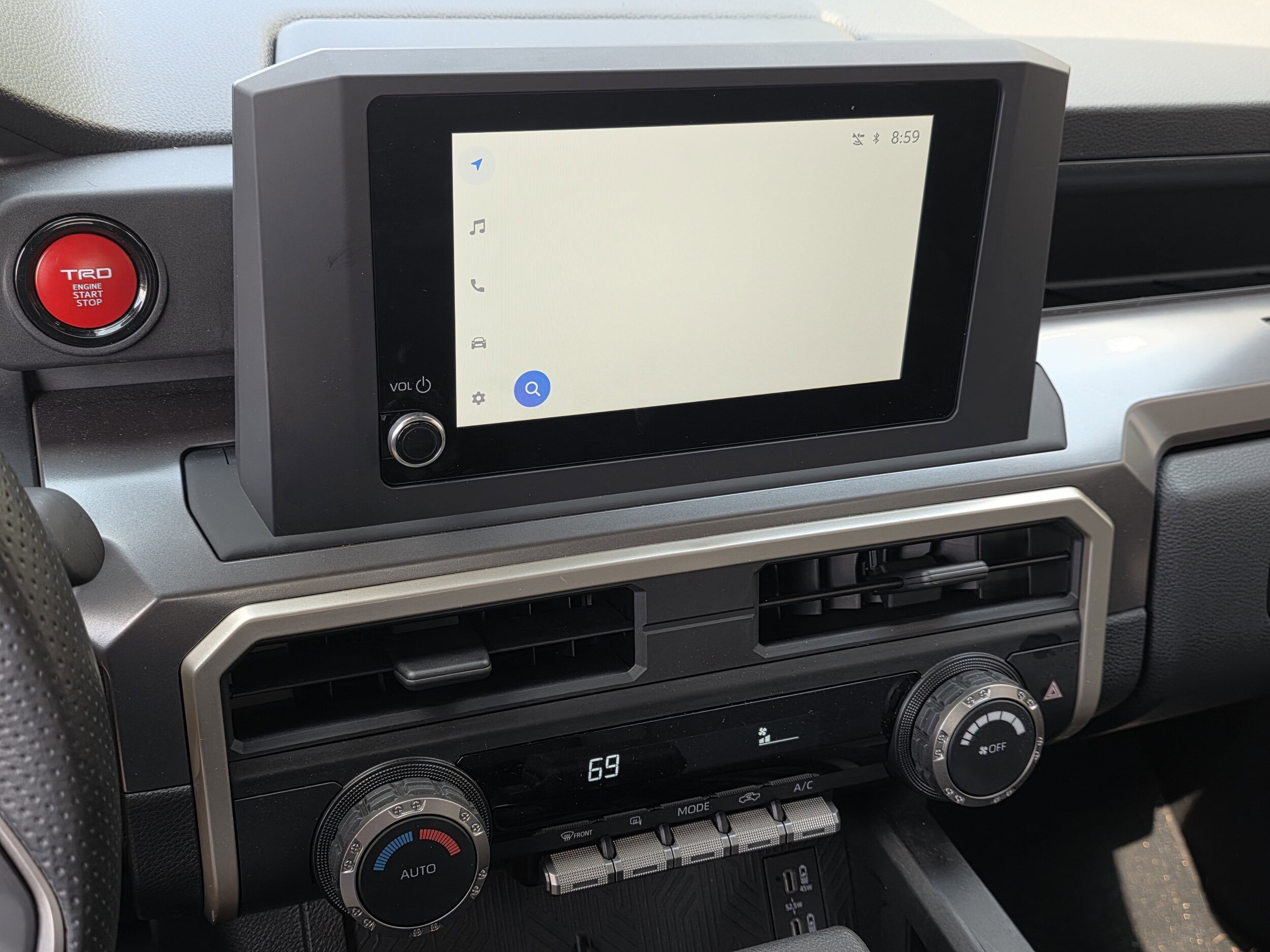2024 Toyota Tacoma TRD Sport photo 4