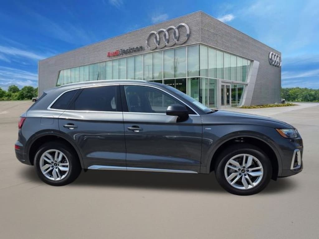 Used 2024 Audi Q5 45 S Line Premium SUV