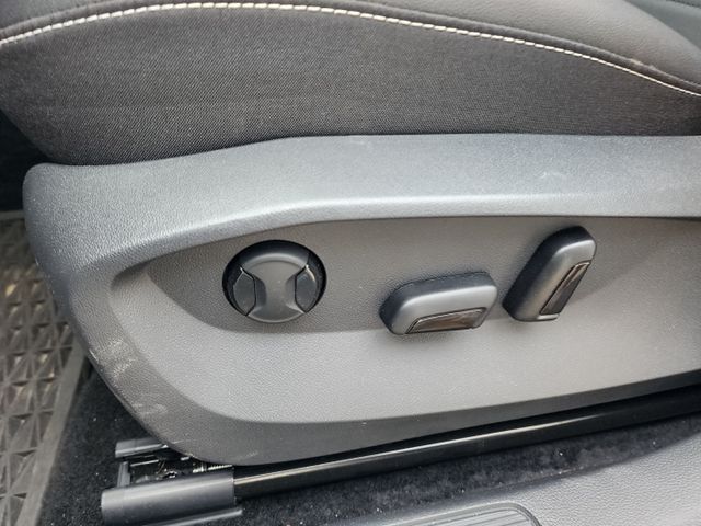 2024 Volkswagen Taos SE - Photo 26