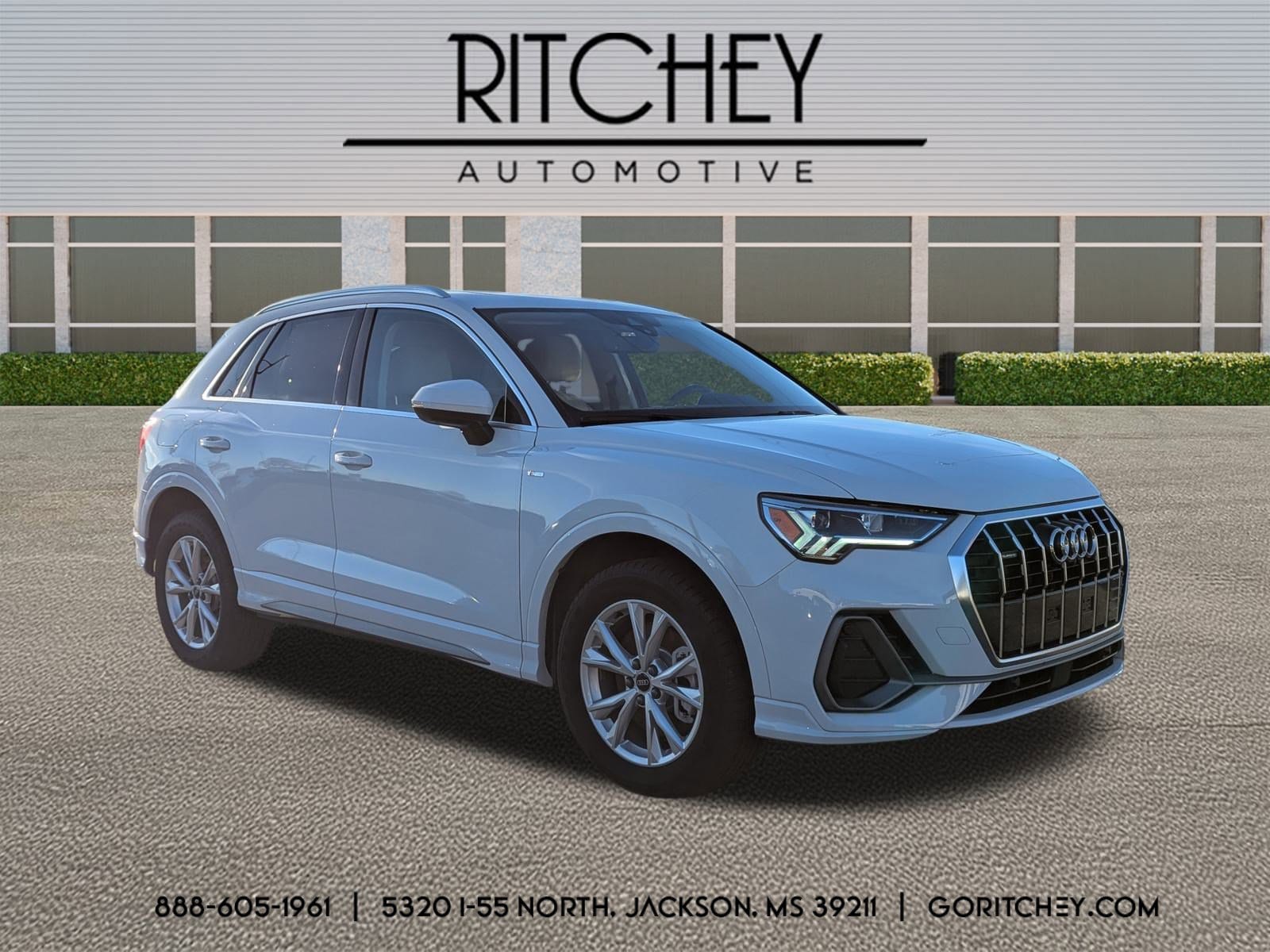 2024 Audi Q3 S Line Premium Plus's photo