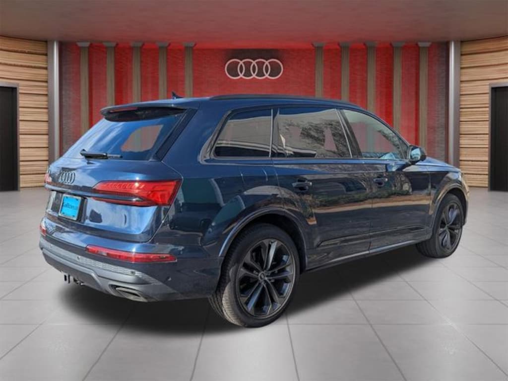 Certified 2025 Audi Q7 55 Premium Plus SUV