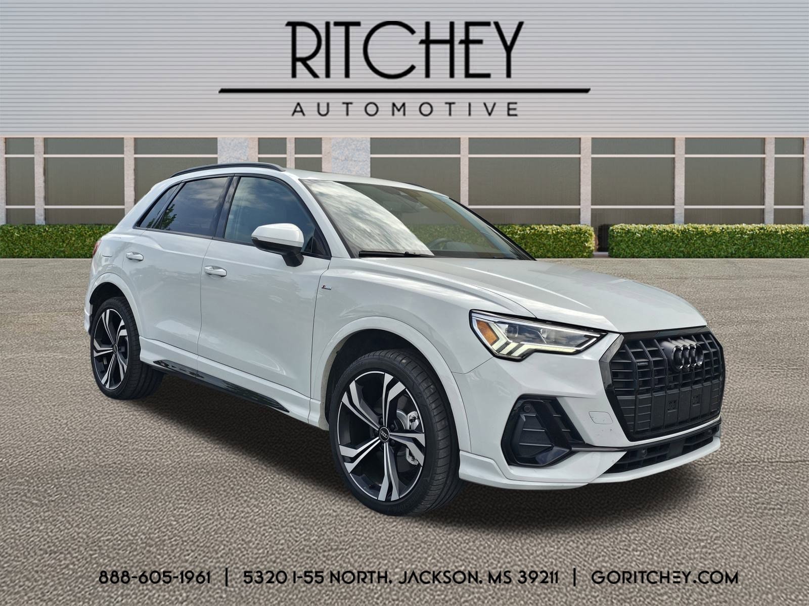 2024 Audi Q3 S line Premium Plus