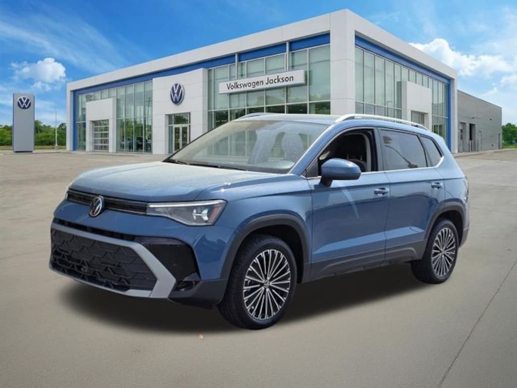 Used 2025 Volkswagen Taos 1.5T SE SUV