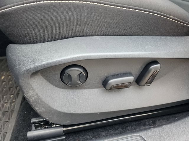 2024 Volkswagen Taos SE - Photo 26