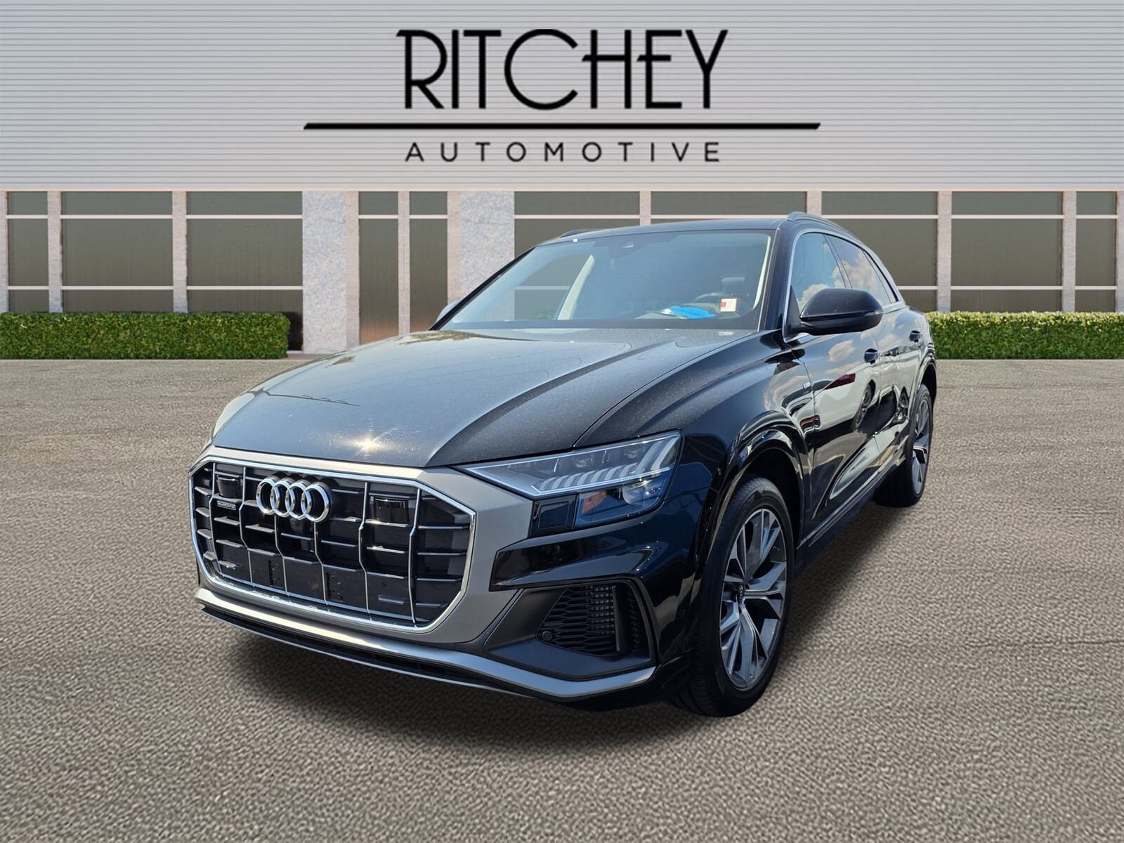 2023 Audi Q8 line Premium Plus photo 3