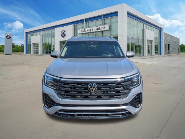 Used 2024 Volkswagen Atlas 2.0T SEL Premium R-Line SUV