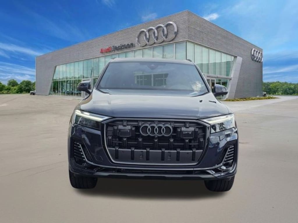 Certified 2025 Audi Q7 55 Premium Plus SUV