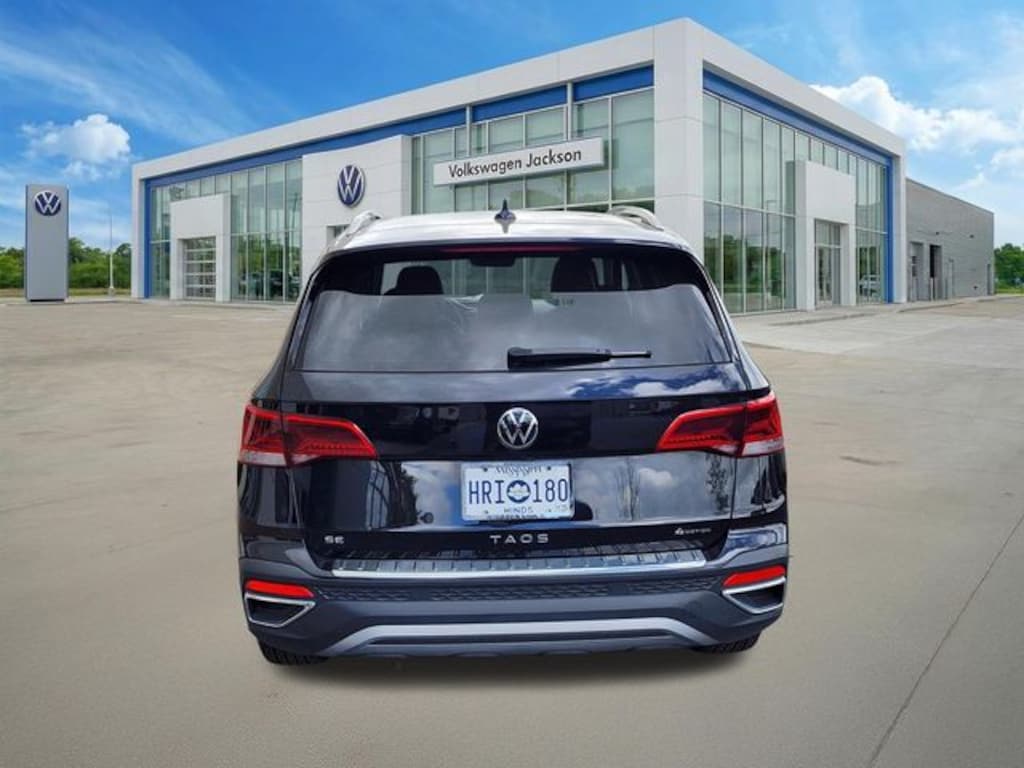 Used 2024 Volkswagen Taos 1.5T SE SUV
