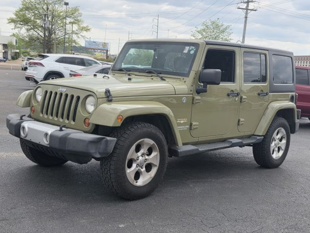 Used 2013 Jeep Wrangler Unlimited Unlimited Sahara SUV