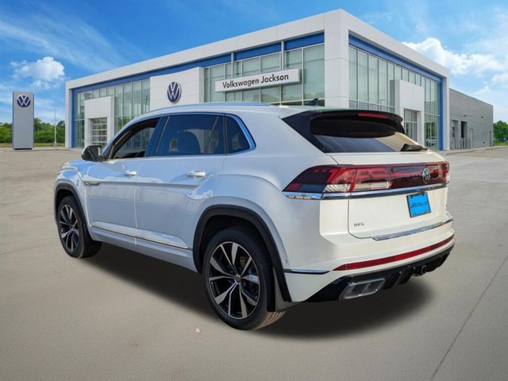 New 2026 Volkswagen Atlas Cross Sport 2.0T SEL Premium R-Line SUV
