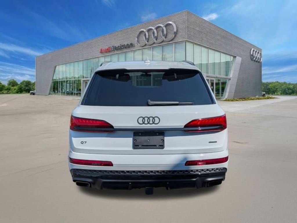 New 2026 Audi Q7 S line 55 Premium SUV