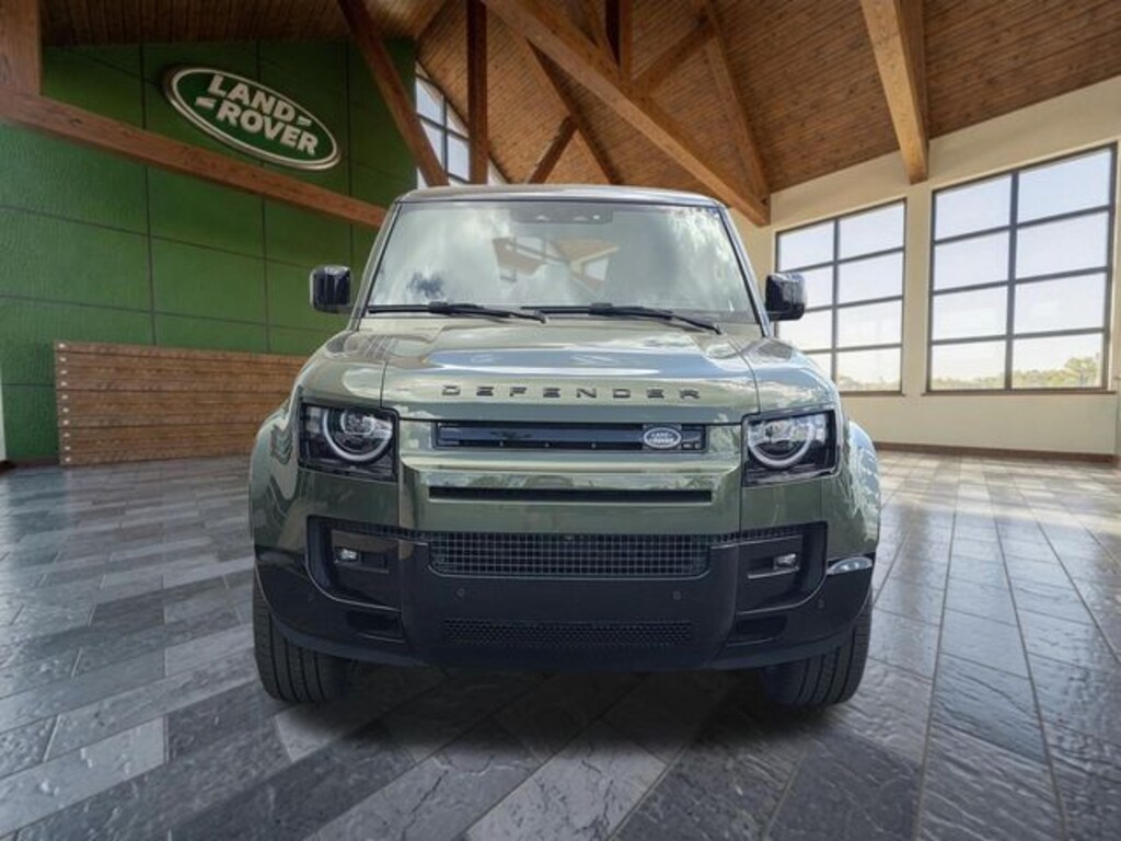 New 2026 Land Rover Defender 110 X-Dynamic SE SUV