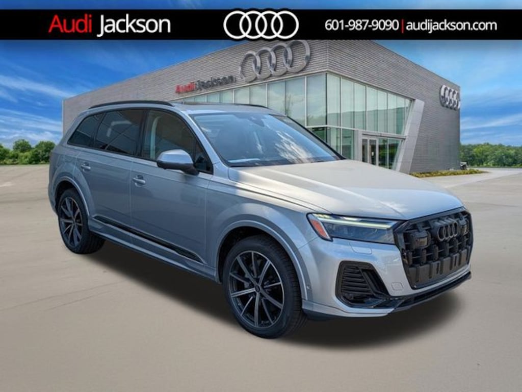 New 2026 Audi Q7 45 Premium SUV