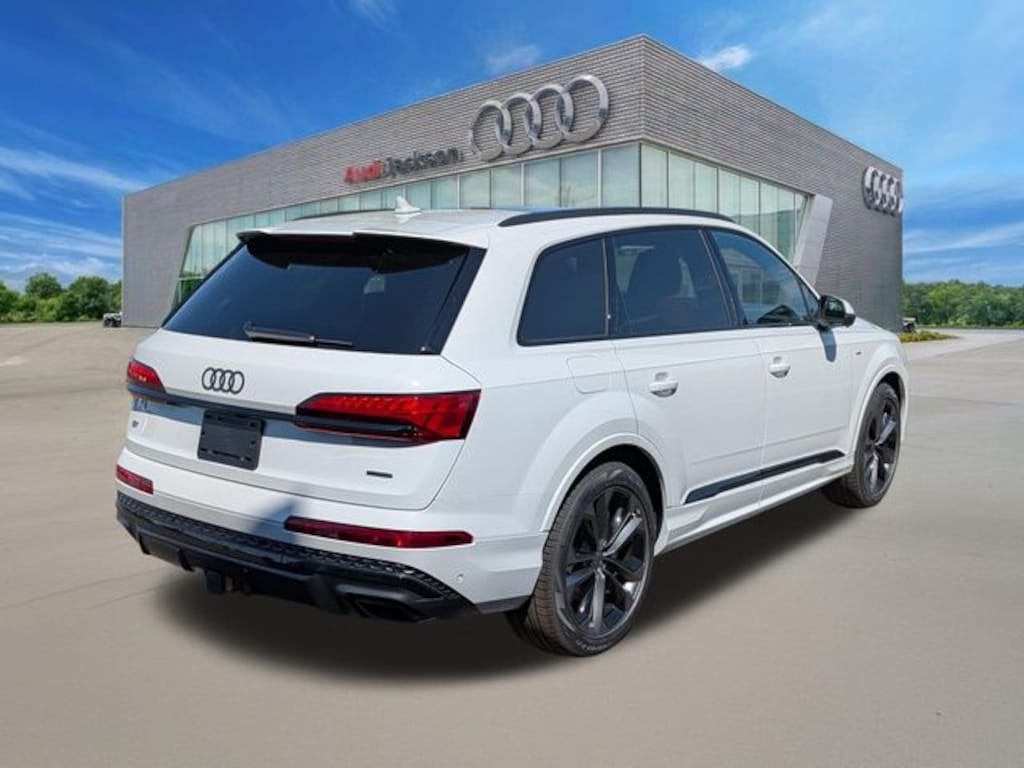New 2026 Audi Q7 S line 55 Premium SUV